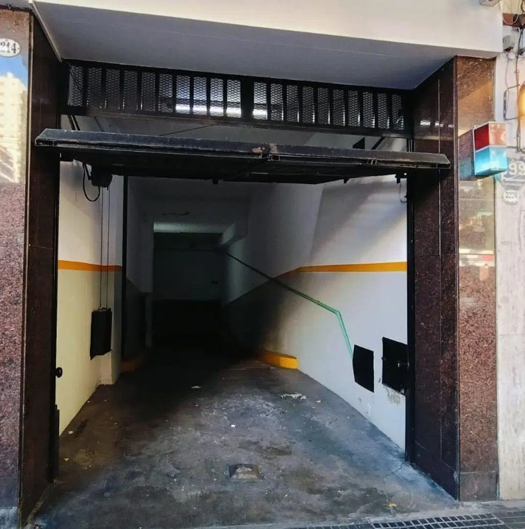 VENTA - COCHERA CUBIERTA - VILLA URQUIZA CENTRO 3