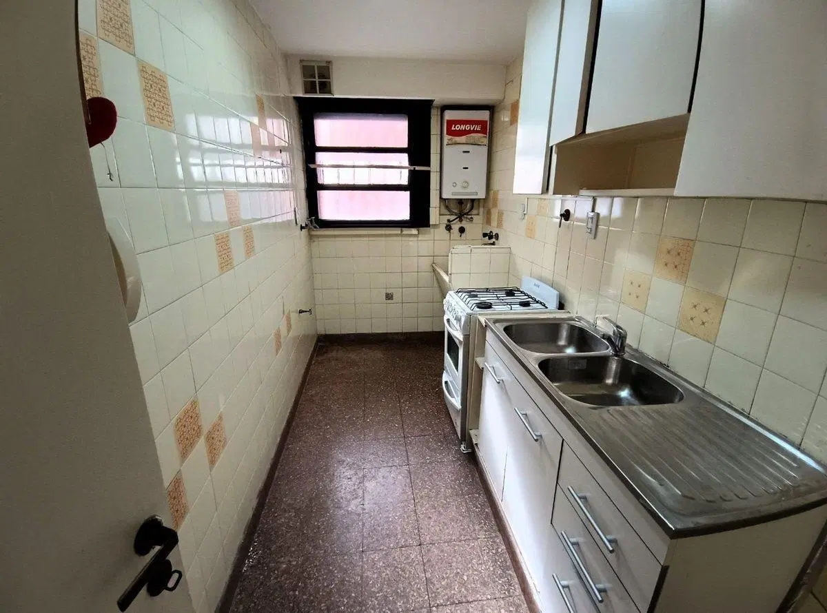 Venta departamento 2 ambientes con patio en Boedo 2