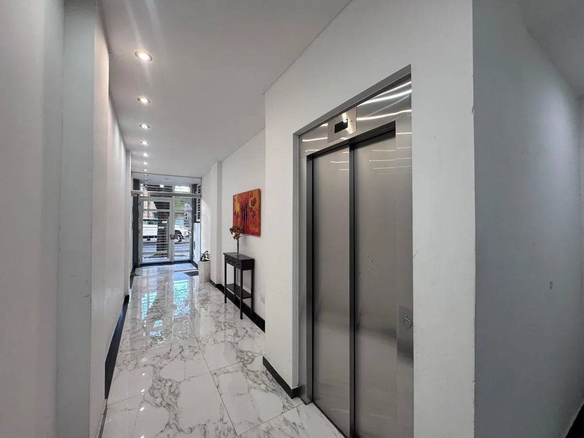 Venta Monoambiente divisible patio V Pueyrredon 2