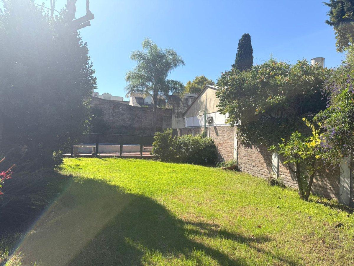 VENTA CASA 2P PARQUE, QUINCHO Y PILETA V BALLESTER
