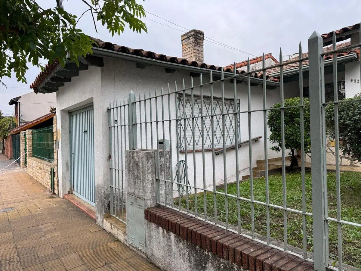 Venta Casa Moron Norte 5