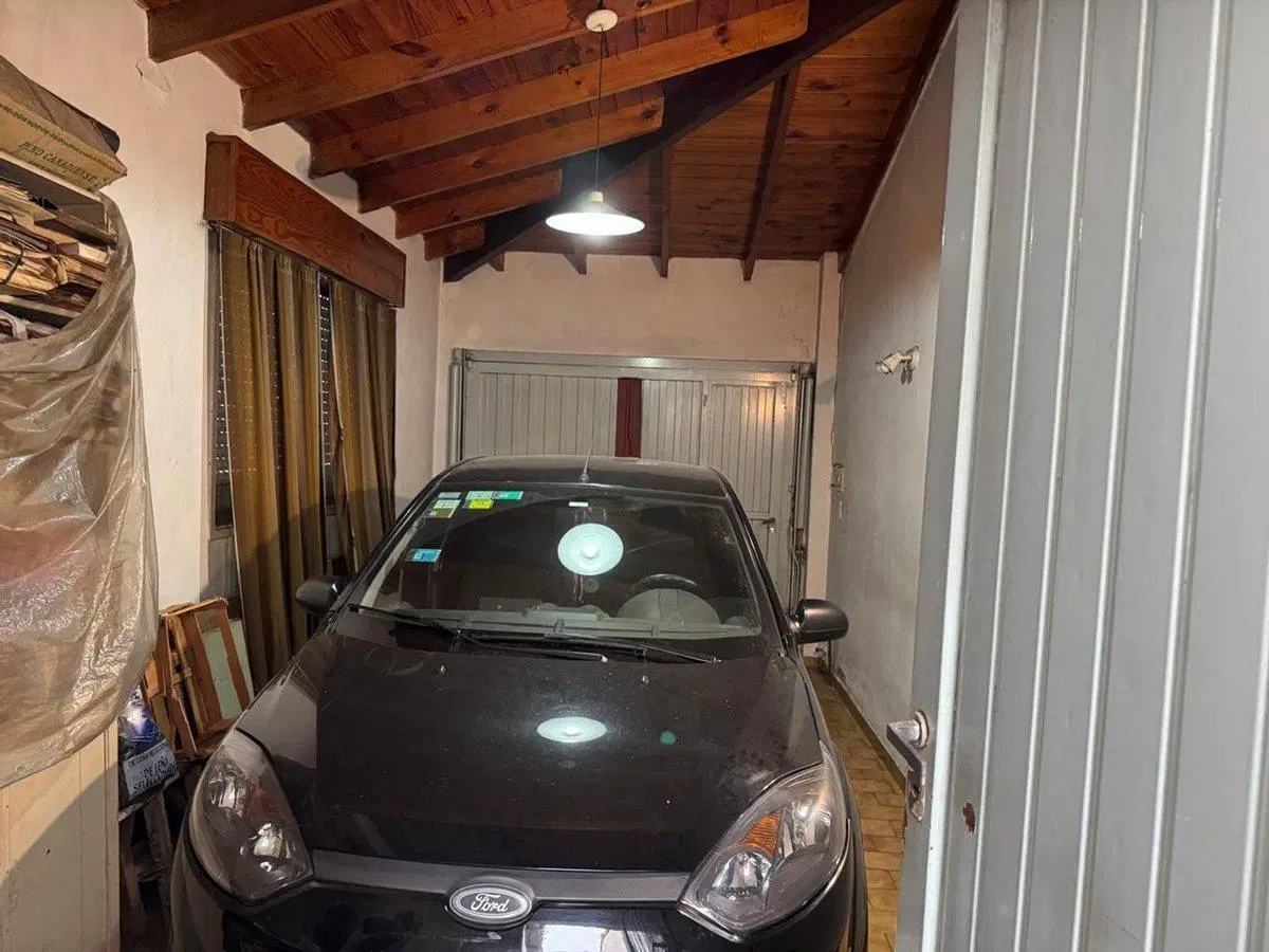 Venta Casa Moron Norte 5