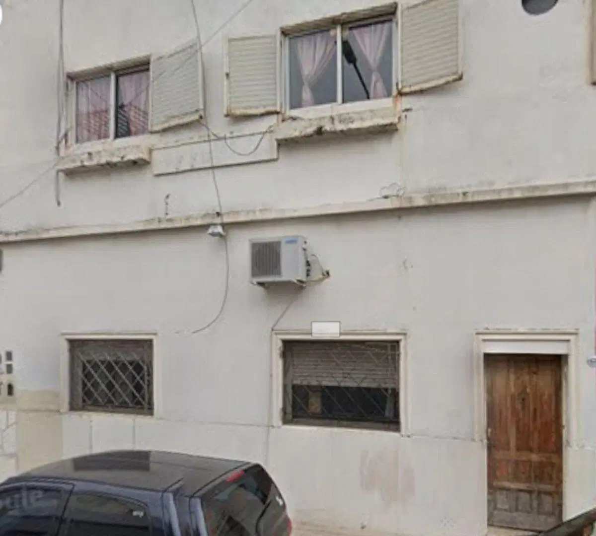 Lote 200m2 con renta en Boedo 3