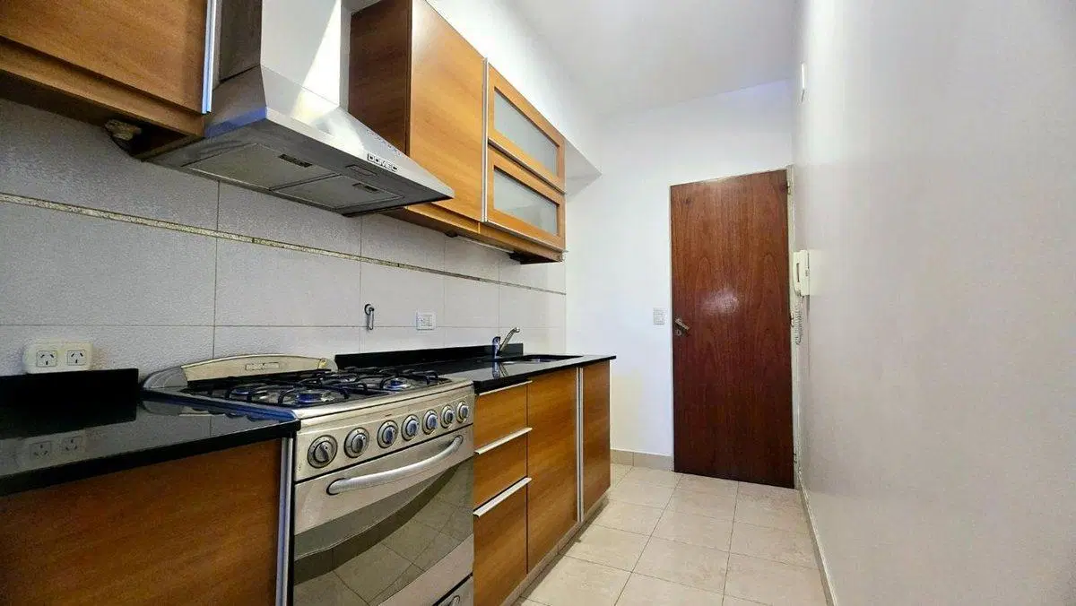 Venta PH 3 ambientes con balcón Villa Pueyrredon 3
