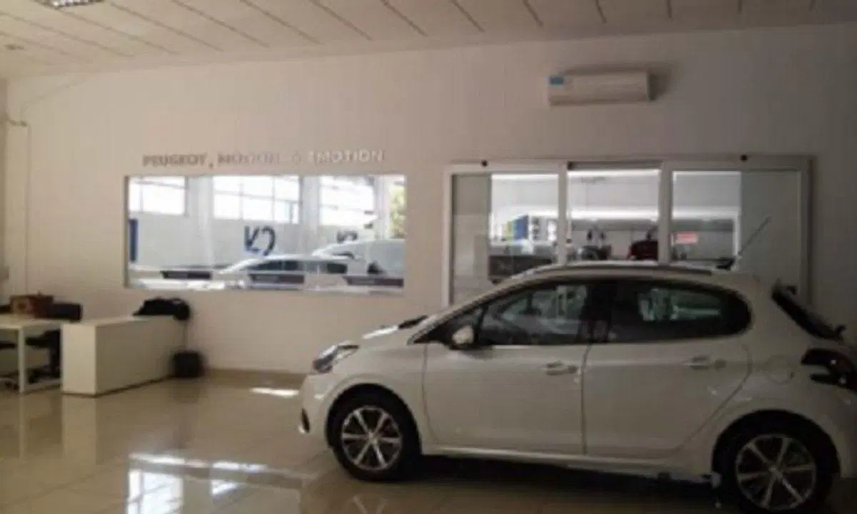Venta Predio Concesionario Automotor Con Renta 2
