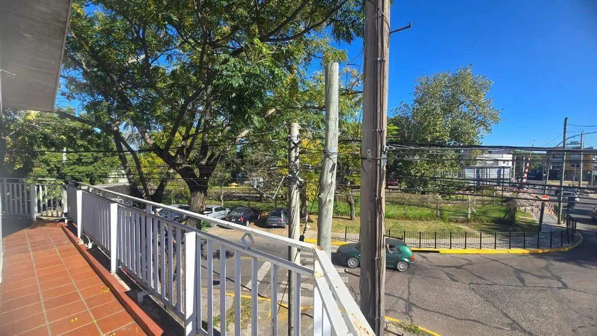 Venta PH 3 amb con balcon y terraza propia Munro 4