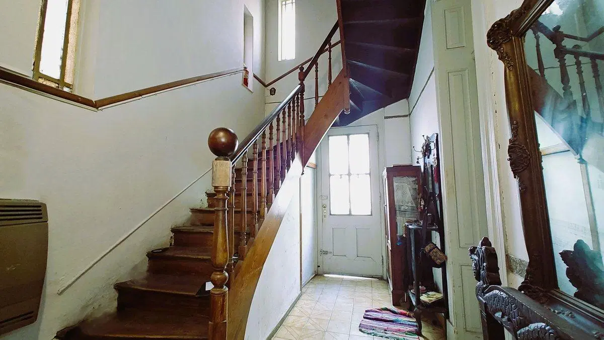 Venta CASA 4/5 Amb V. Urquiza A Reciclar - Permuta 4