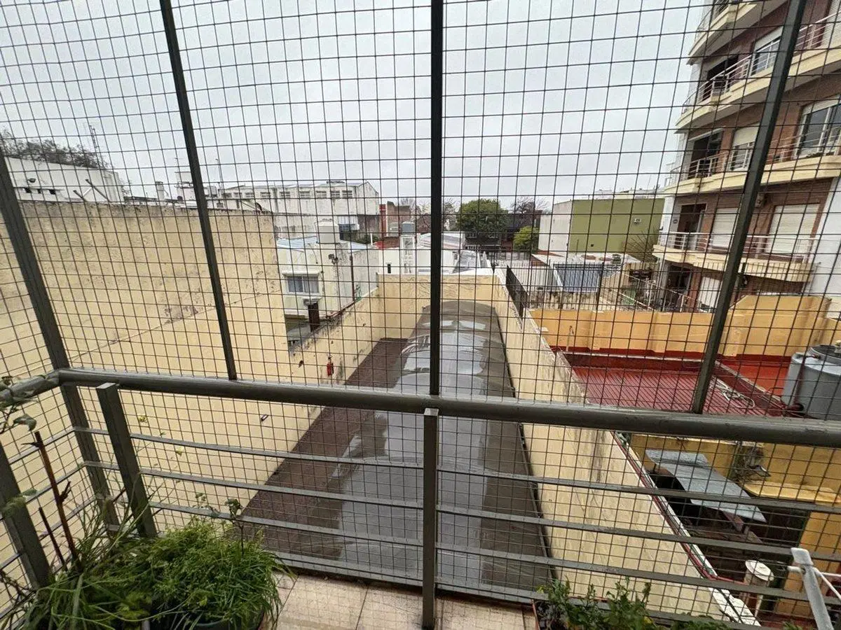 Venta 3 Amb C/Cochera en Villa Pueyrredon 2