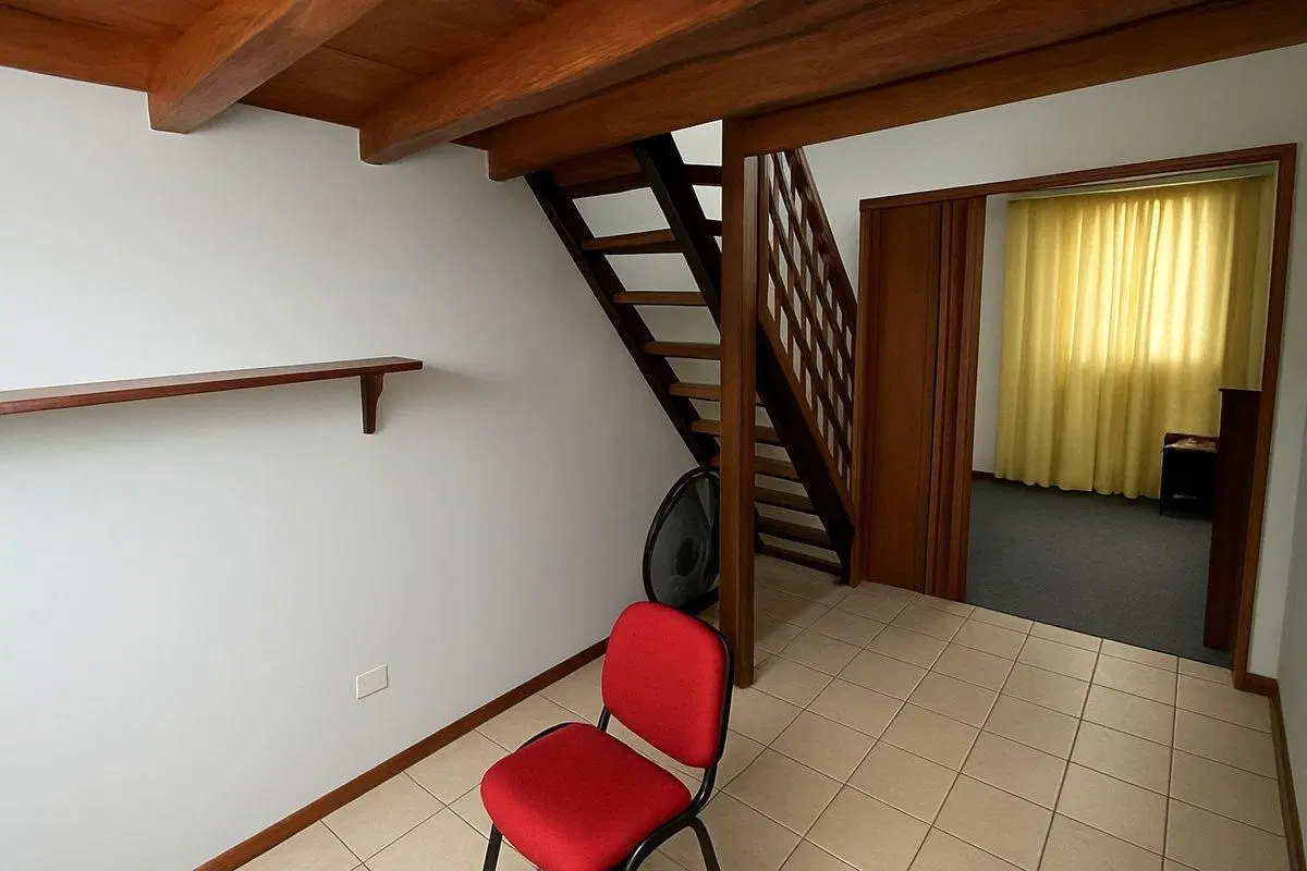 VENTA CASA 4 AMBIENTES 3