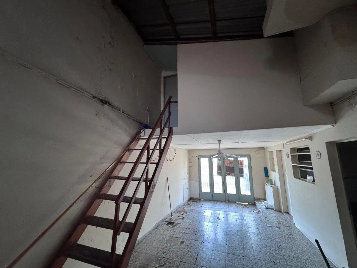 Venta Casa 4 ambientes con terraza en Parque Chas 2
