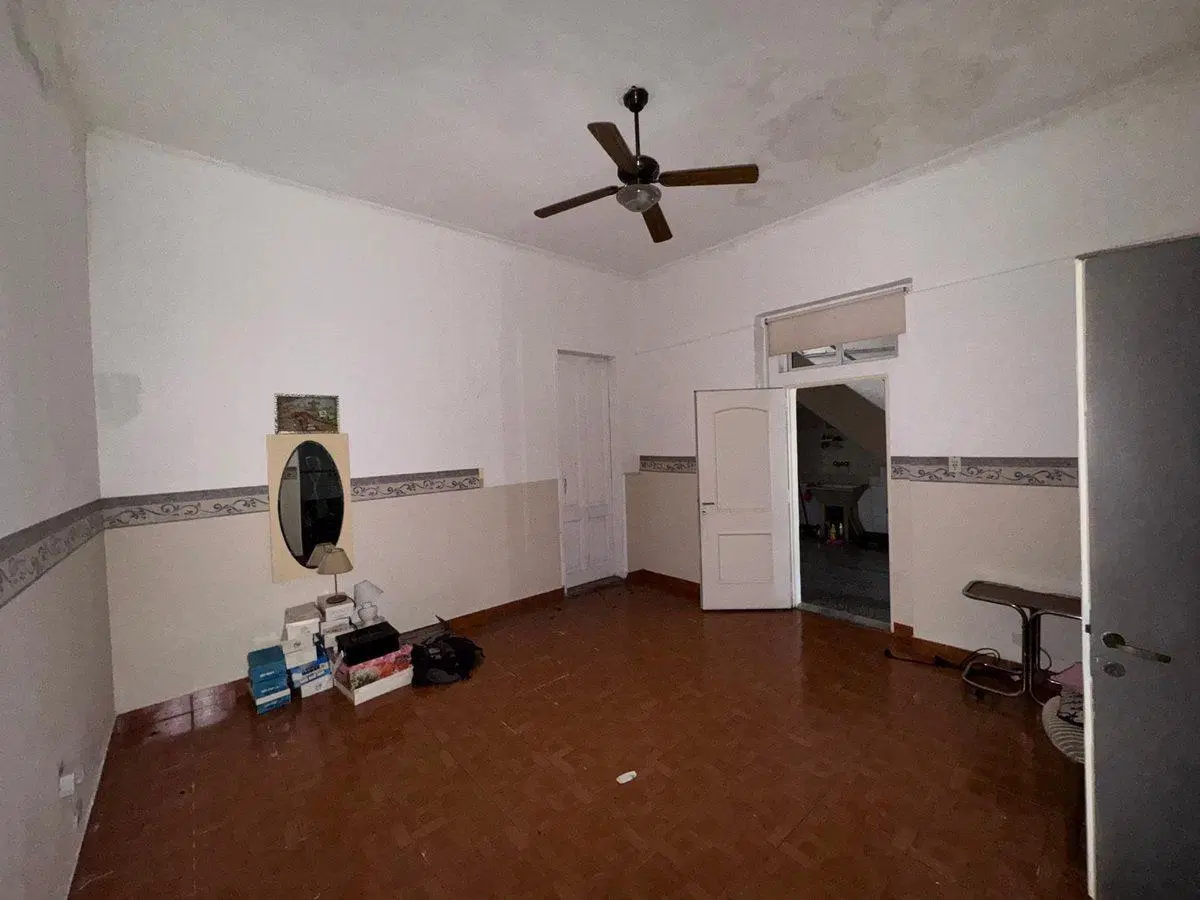 Venta Casa 4 ambientes con terraza en Parque Chas 4