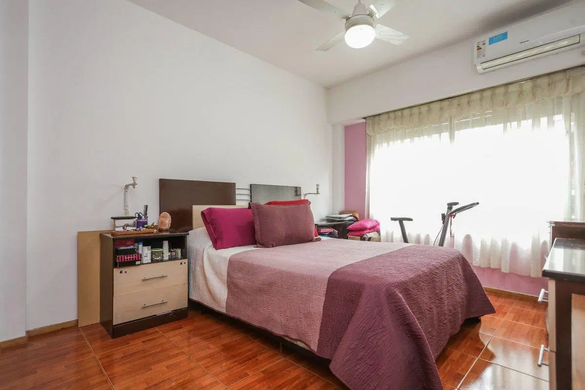 Departamento 4 ambientes cochera y balcón Belgrano 3