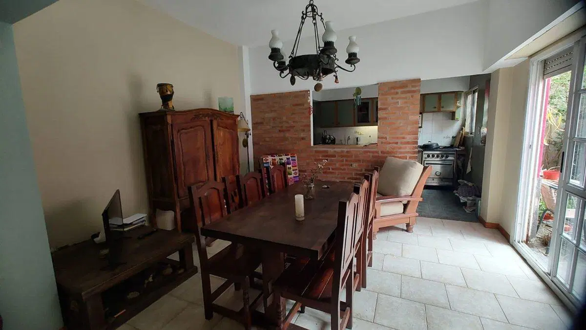 VENTA PH PLANTA BAJA-PATIO-TERRAZA -QUINCHO 3