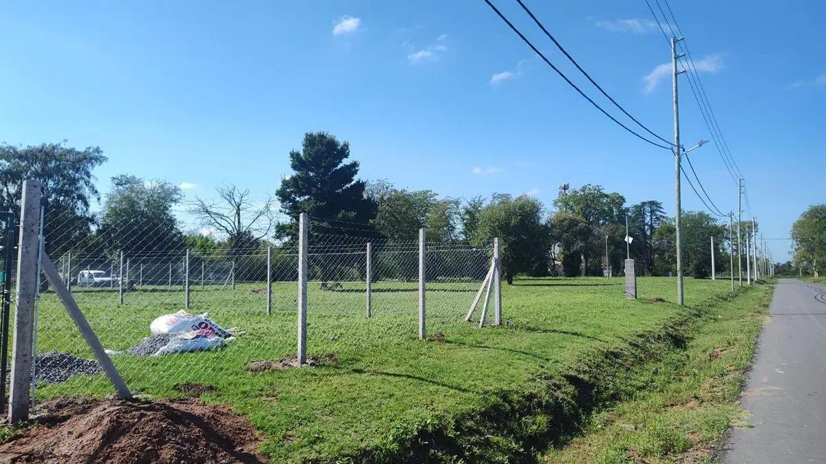 VENTA TERRENO EN BARRIO PARQUE LAS CLEMENCIAS 4