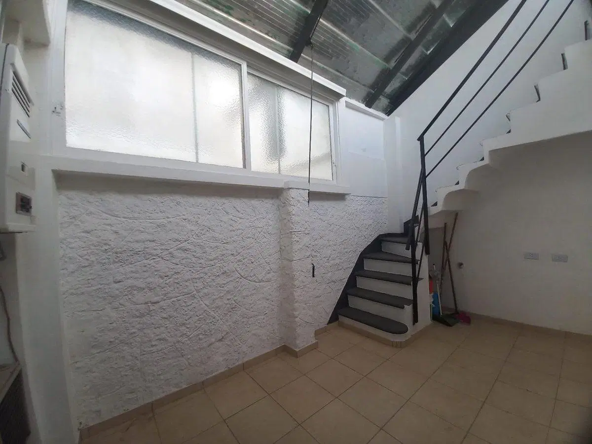 Venta ph 3 amb con terraza en Santos Lugares 5