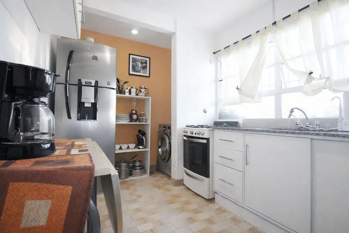 VENTA DEPARTAMENTO TRES AMBIENTES CON COCHERA 2