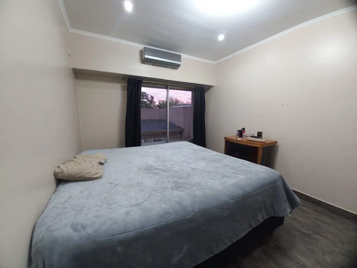 Venta casa cochera, pileta, quincho en Ramos Mejia 4