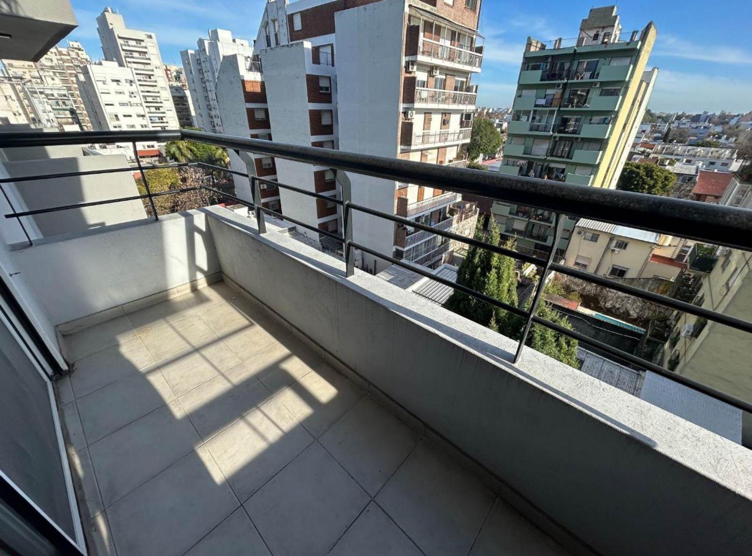DEPTO 2 AMB CON BALCON EN ALQUILER V URQUIZA
