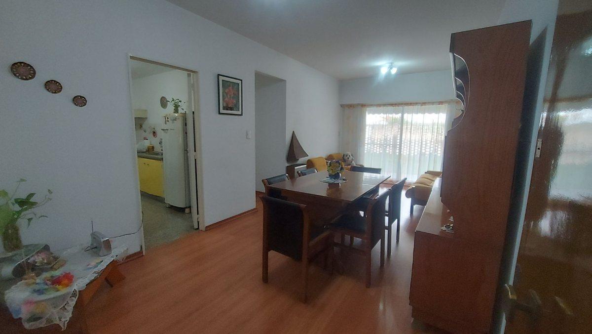 VENTA DEPTO 3 AMBIENTES CON PATIO BARRIO ALAS