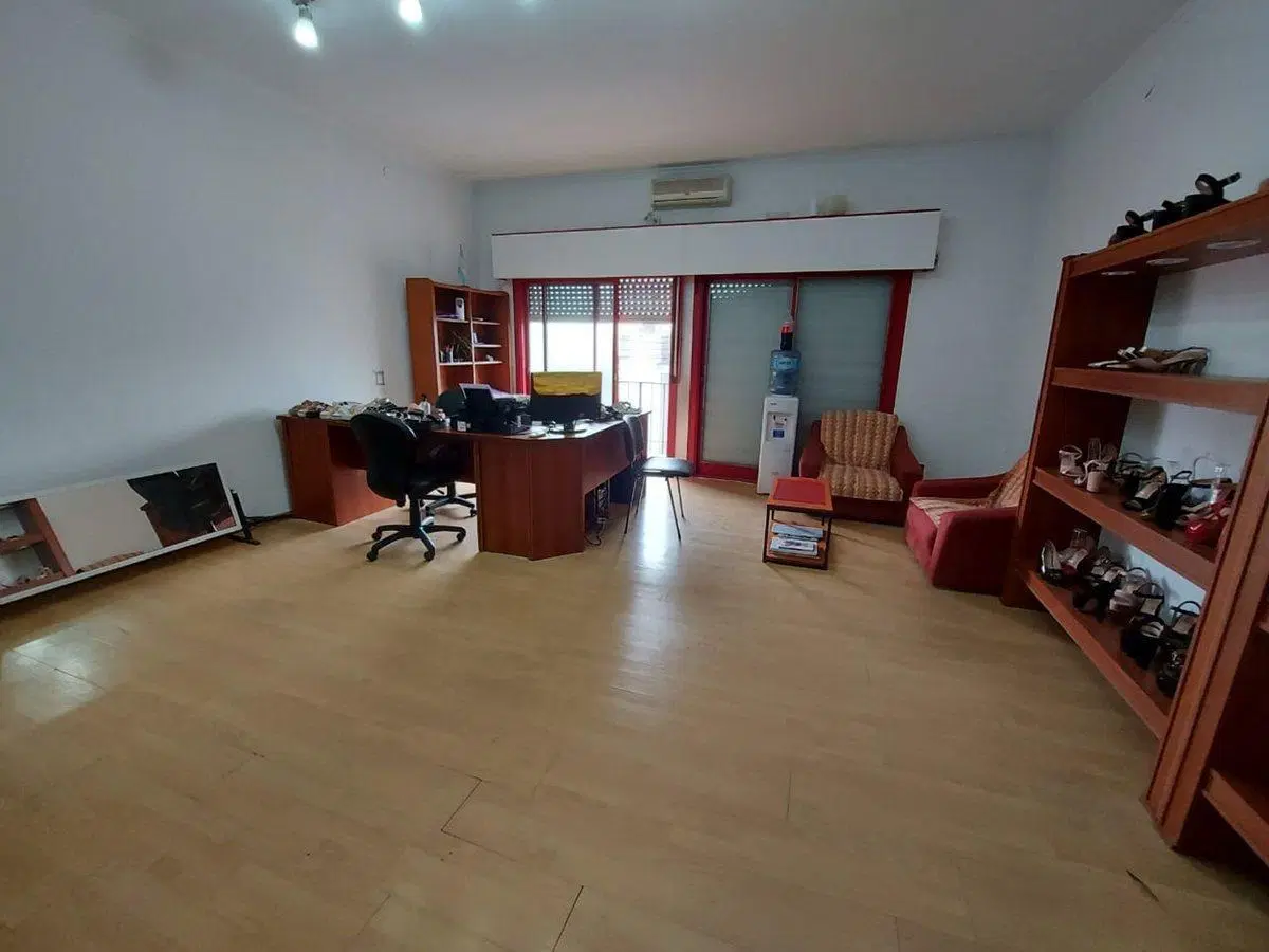 VENTA GALPON 350 m2 CON OFICINAS 4
