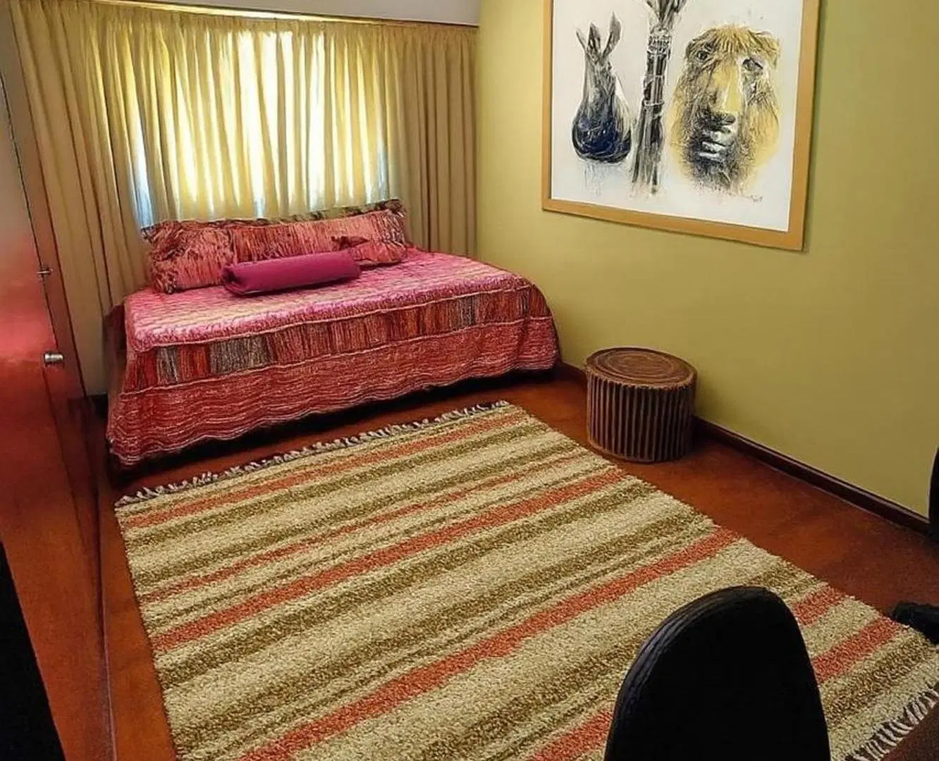 DEPARTAMENTO SEMIPISO DE 4 AMBIENTES CON BALCON 5