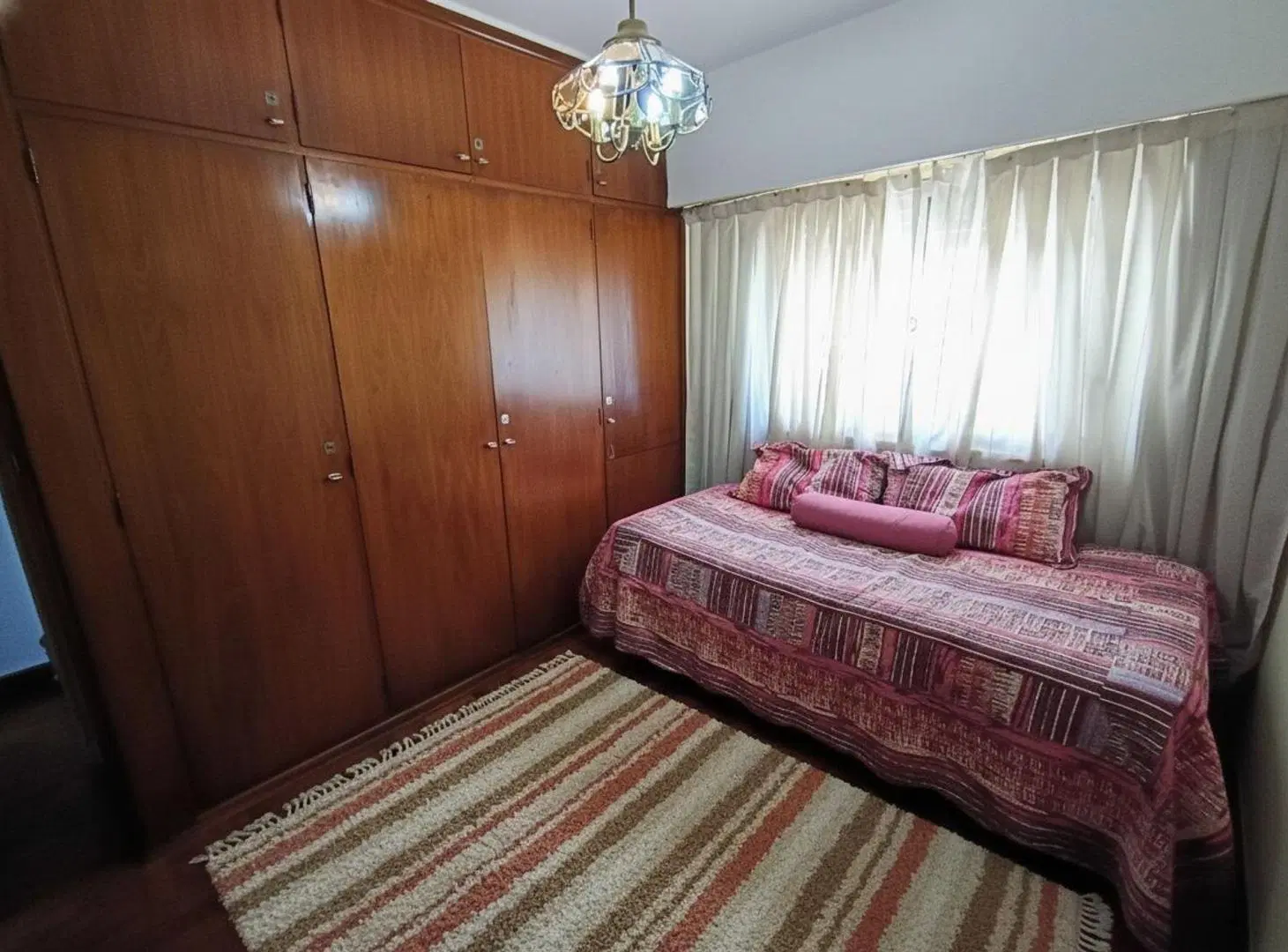 DEPARTAMENTO SEMIPISO DE 4 AMBIENTES CON BALCON 3
