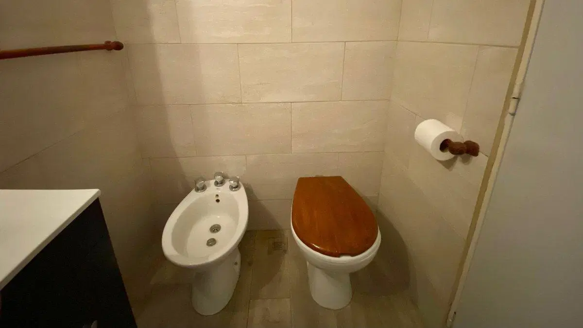 DEPARTAMENTO 3 AMB C/COCHERA Y BALCON CORRIDO 5