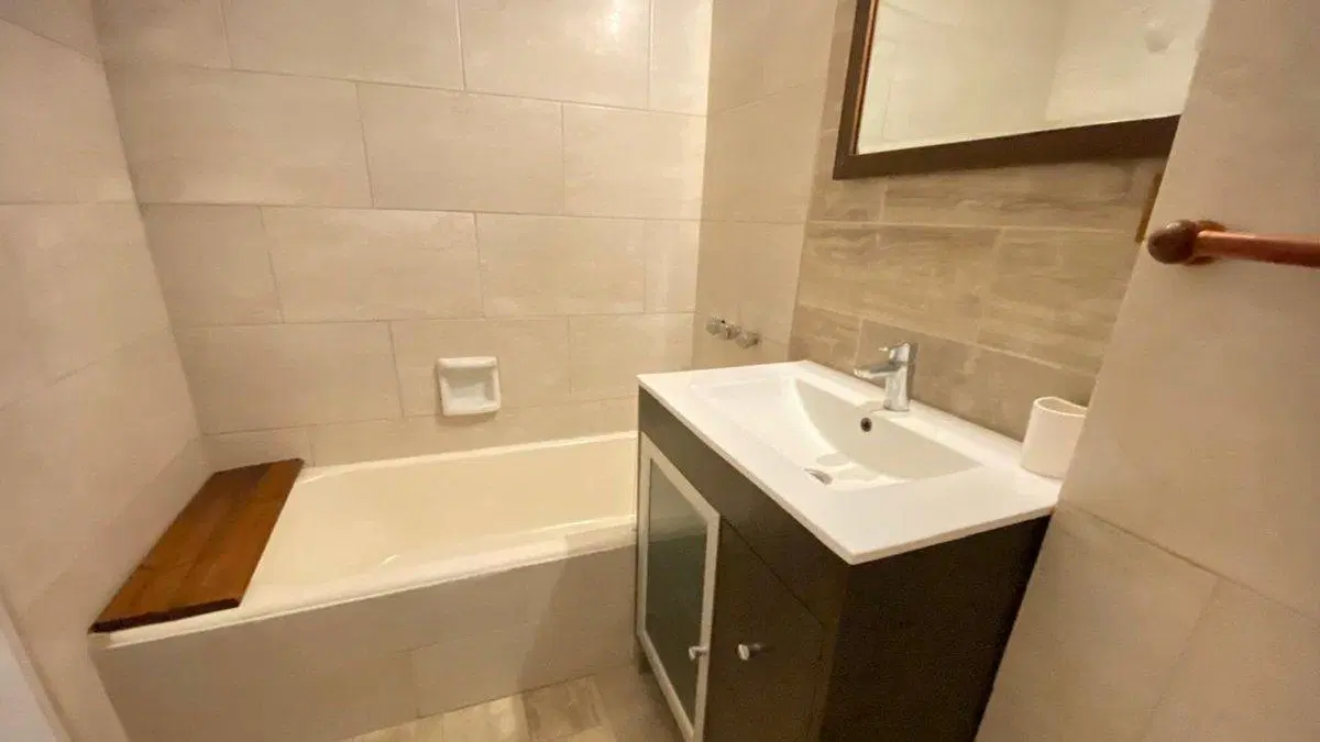 DEPARTAMENTO 3 AMB C/COCHERA Y BALCON CORRIDO 2
