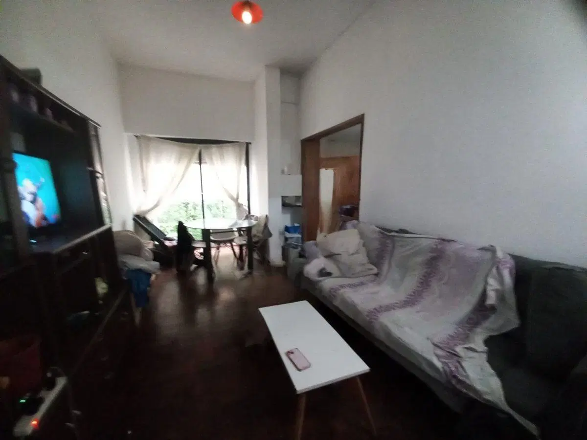 Venta departamento 2 amb vista interna Monserrat 5