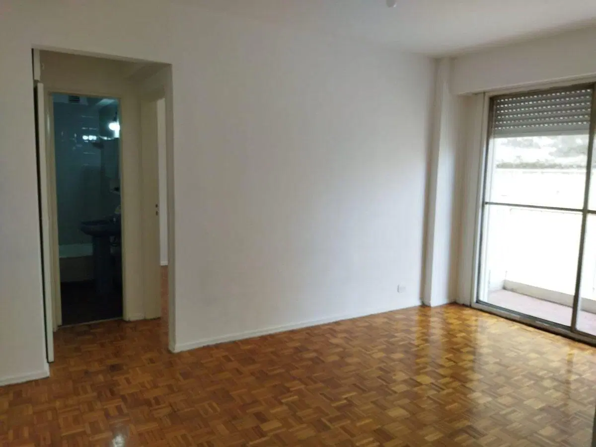 Departamento 2 ambientes con cochera cubierta 5