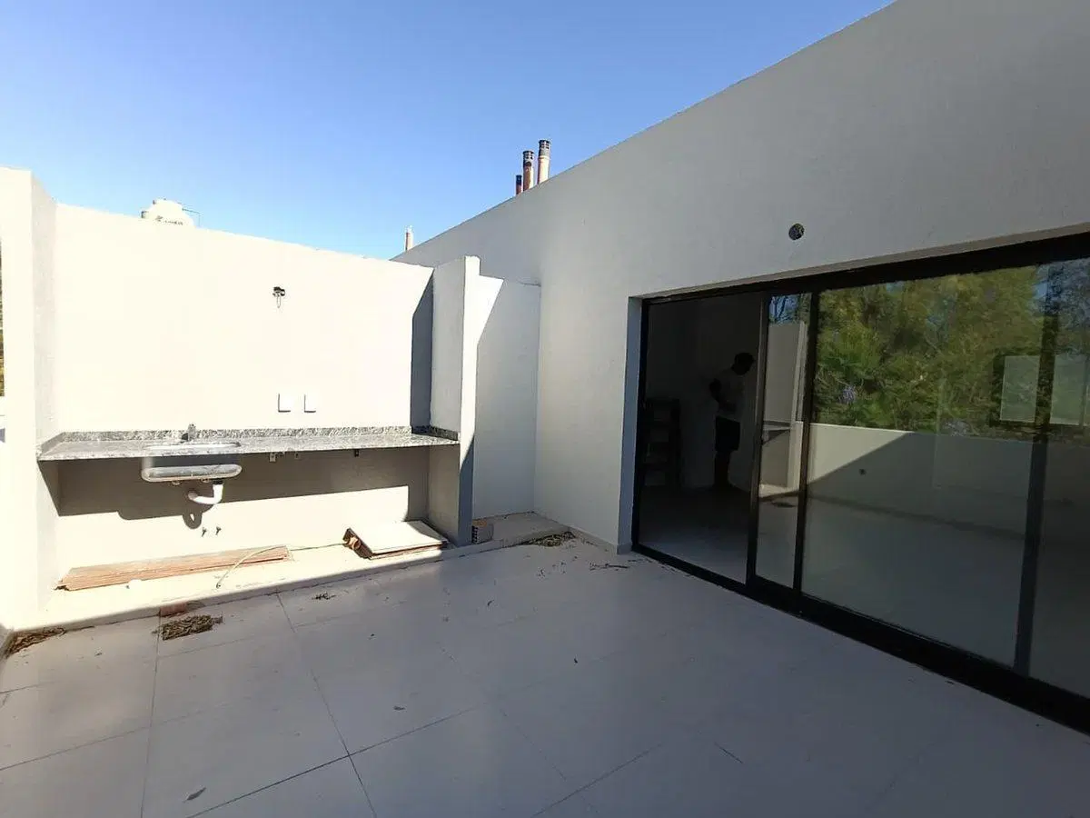 Triplex 5 Ambientes a Estrenar Villa Bosch 2