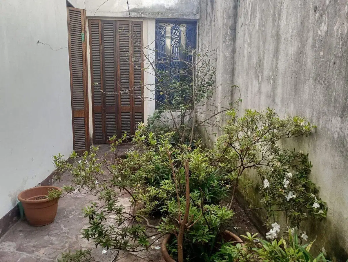 Venta ph 4 ambientes mas local comercial Almagro 4