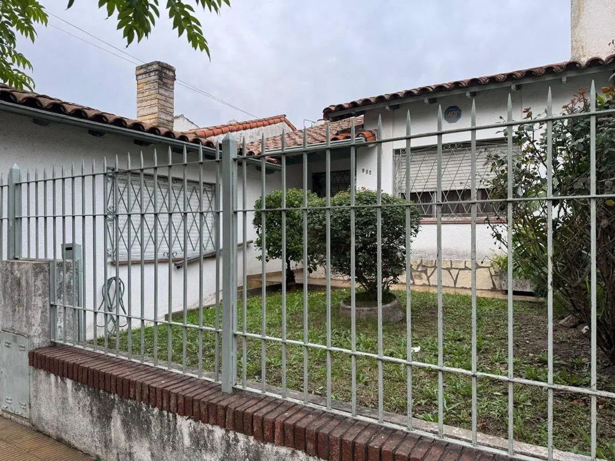 Venta Casa Moron Norte 2