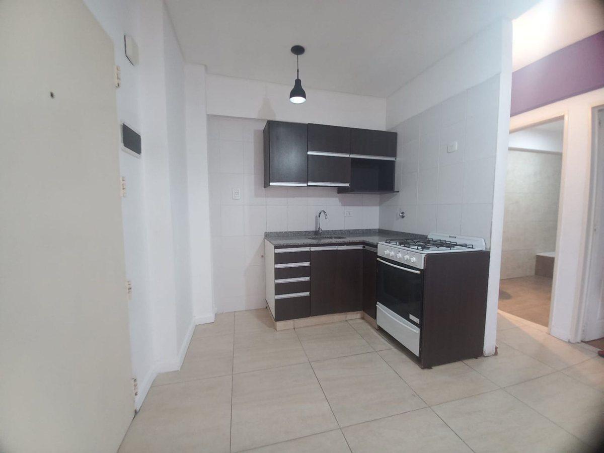 Foto de Alquiler departamento 2 ambientes con balcon, imagen 3