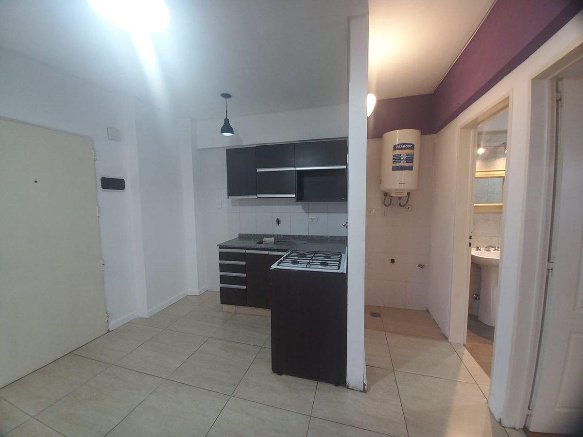 Foto de Alquiler departamento 2 ambientes con balcon, imagen 4