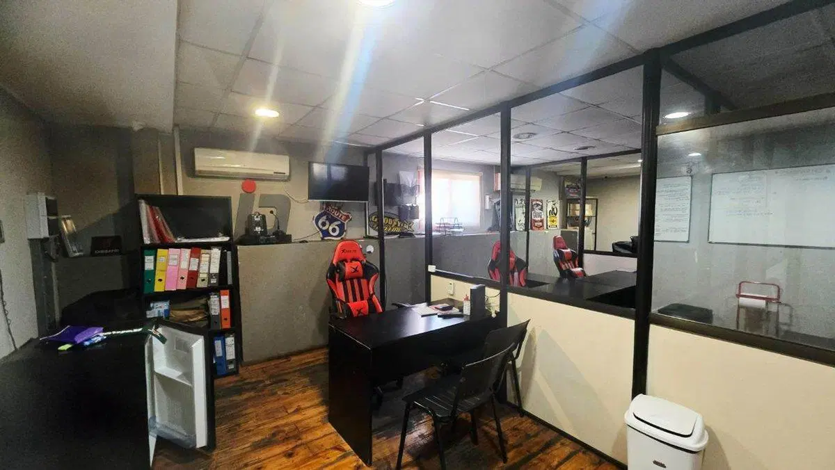 Alquiler local comercial, deposito o galpón 8