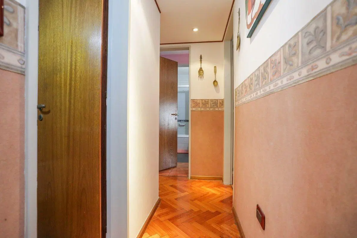 Departamento 4 ambientes cochera y balcón Belgrano 8