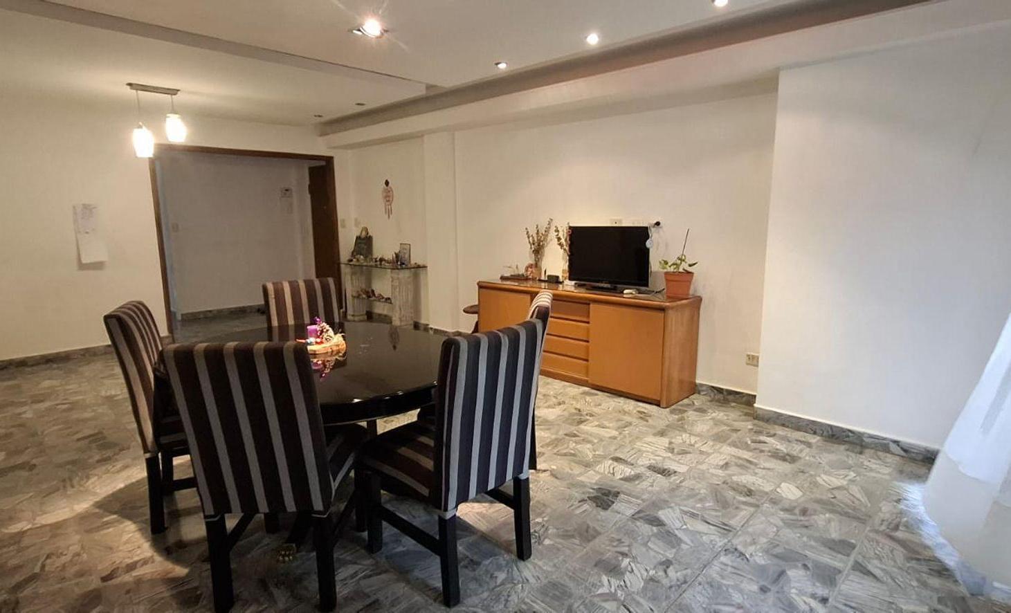 Foto de Venta depto 4 amb. con garage en Villa Urquiza, imagen 2