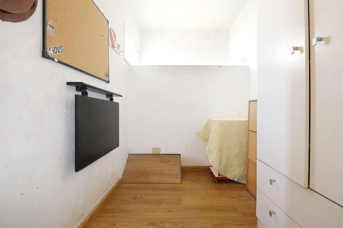 VENTA DEPARTAMENTO TRES AMBIENTES CON COCHERA 4