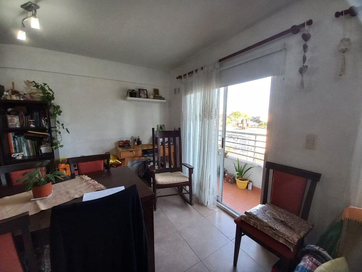 Foto de Venta Dpto 2 amb con balcon al frente, imagen 1