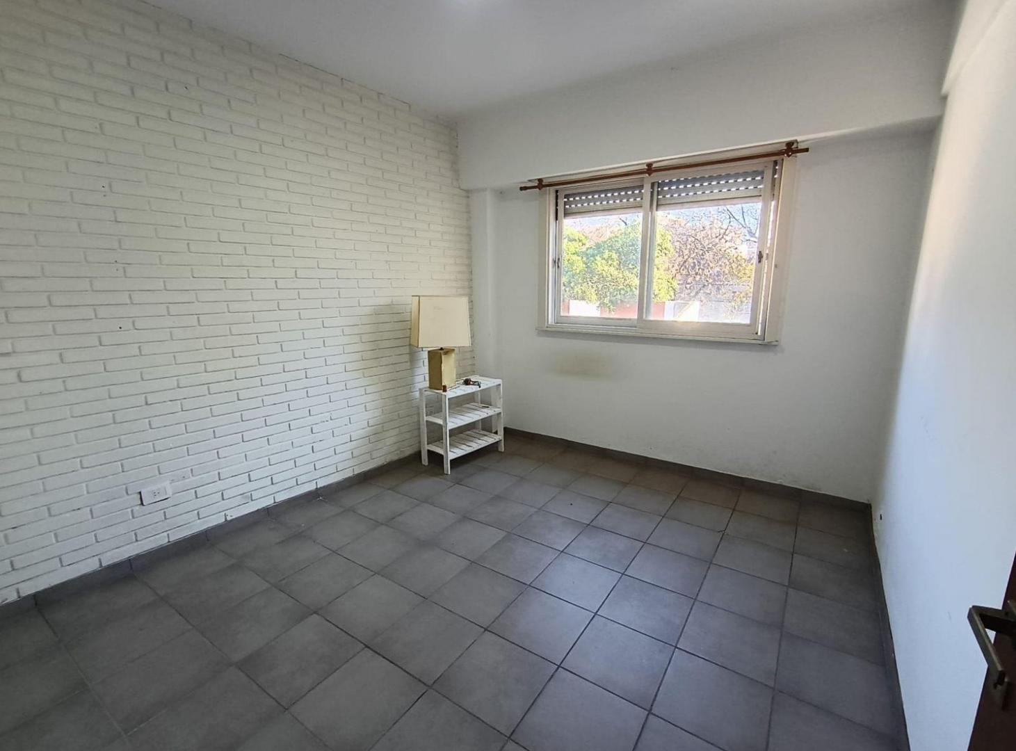 Foto de Venta departamento 2 ambientes Coghlan, imagen 2