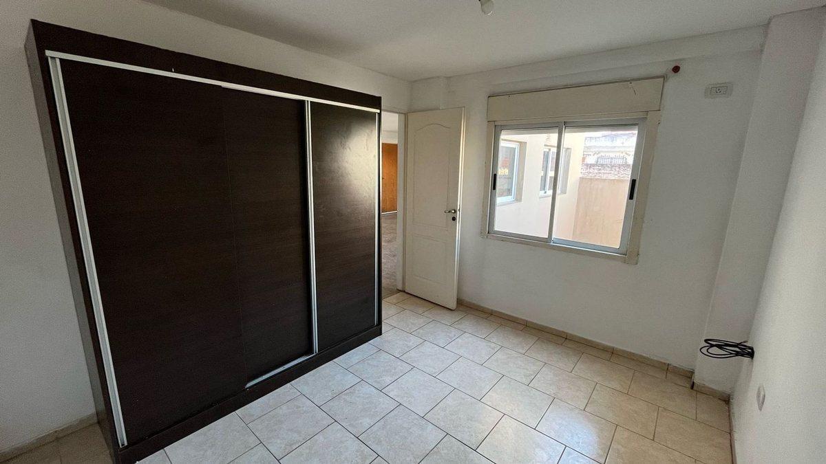 Foto de Venta departamento 3 ambientes en Santos Lugares, imagen 1