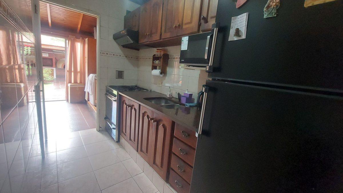 Foto de CASA DUPLEX 4 AMBIENTES CON PATIO JARDIN PARRILLA, imagen 2