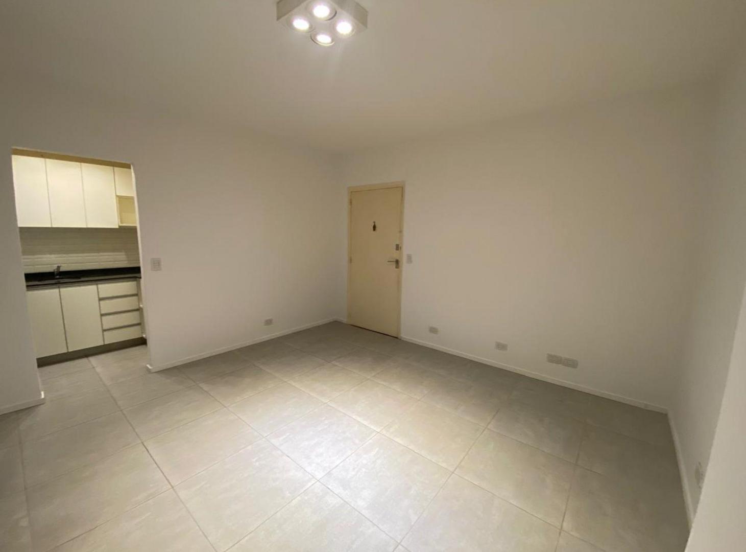 Foto de VENTA DPTO. 2 AMB. COCINA SEPARADA Y LAVADERO, imagen 5