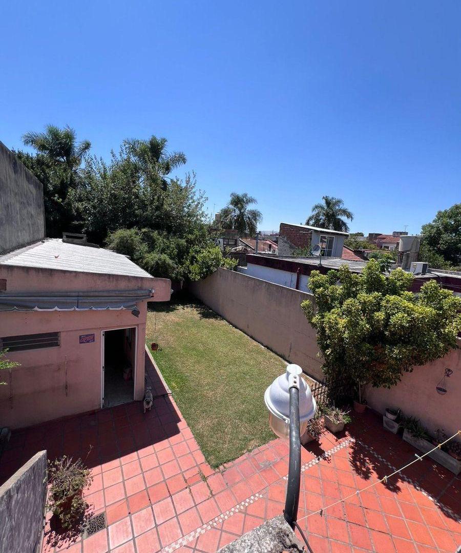 Foto de CASA EN VENTA 4 AMB VILLA BALLESTER QUINCHO JARDIN, imagen 4