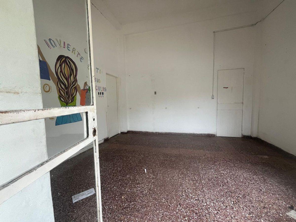 Foto de ALQUILER VILLA URQUIZA LOCAL O DEPOSITO, imagen 4