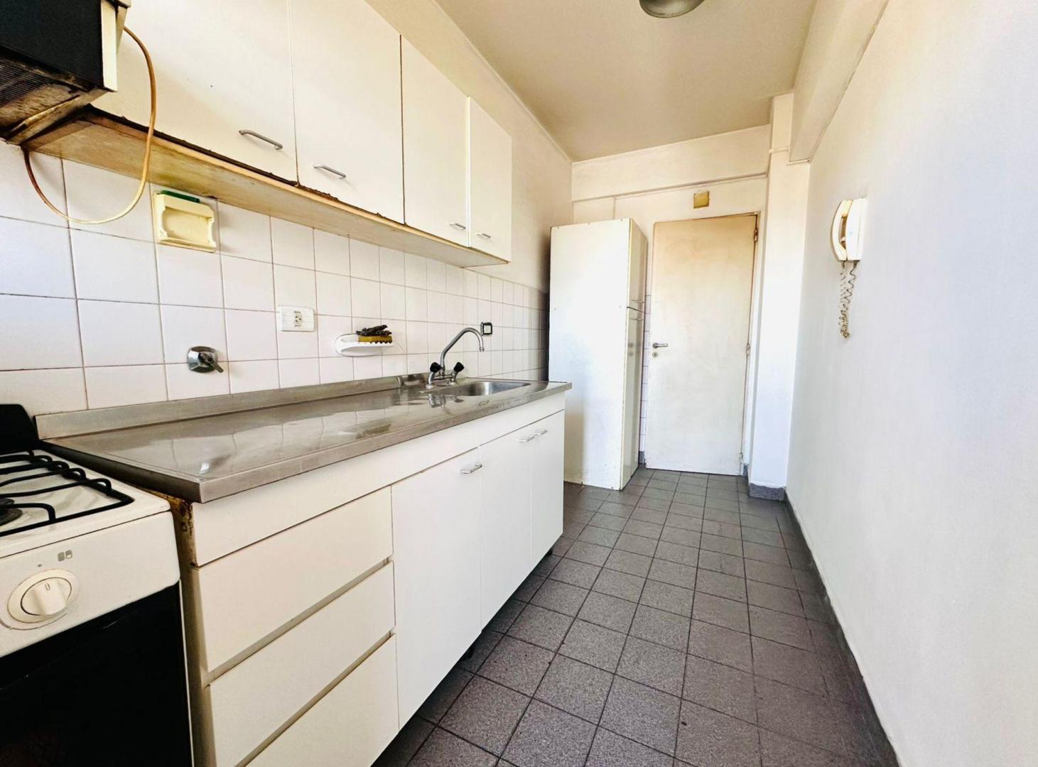 Foto de DEPARTAMENTO EN ALQUILER 4 AMB, CIUDADELA, imagen 3