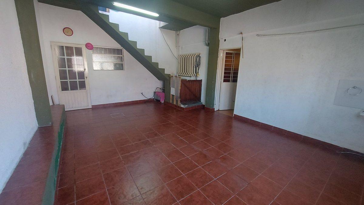 Foto de CASA MULTIFAMILIAR LOCAL EN ESQUINA GARAJES GALPÓN, imagen 5