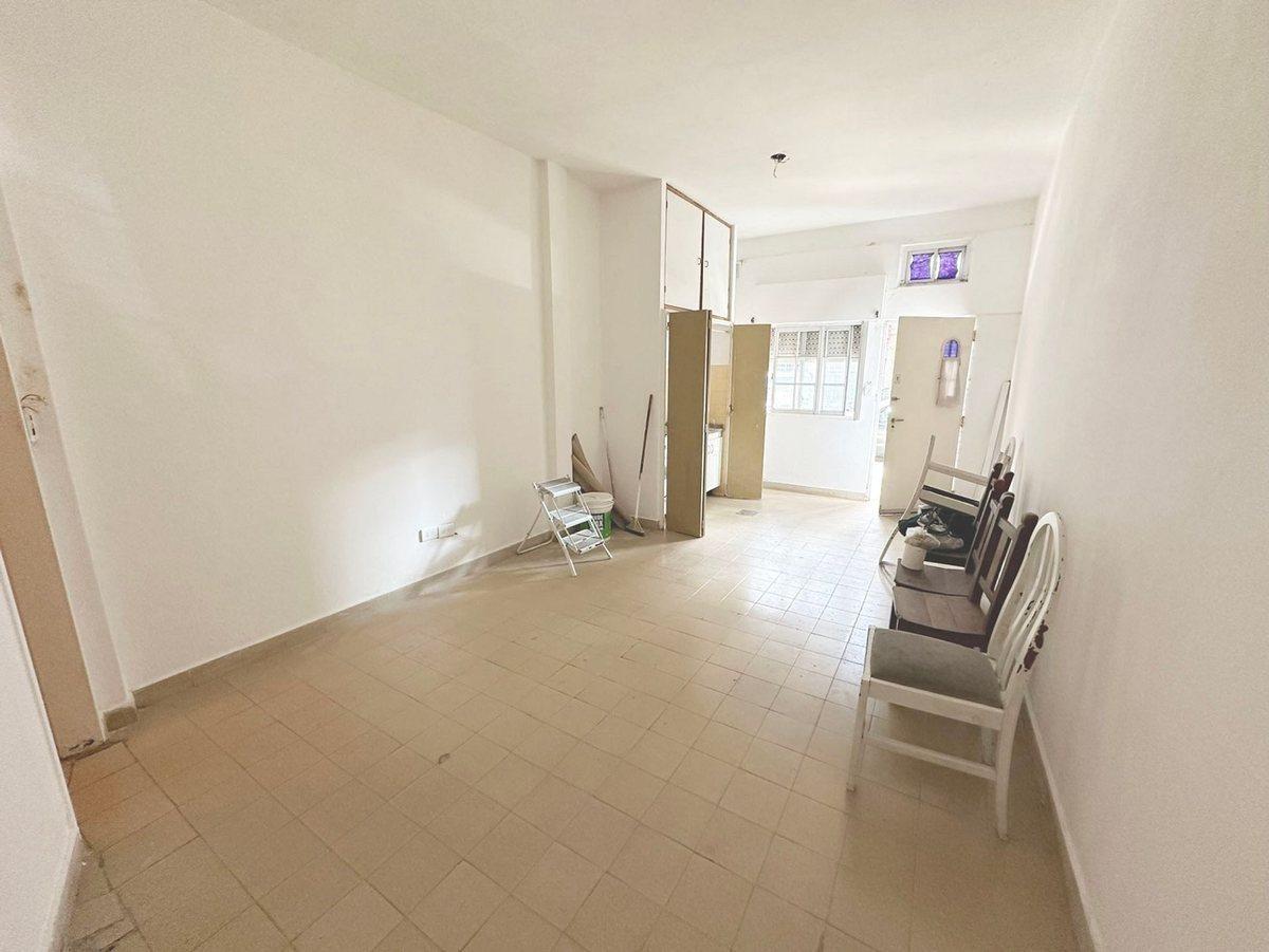 Foto de Venta Monoambiente entrada al frente Villa Ortuzar, imagen 1