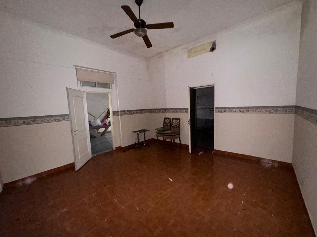 Foto de Venta Casa 4 amb. con terraza en Parque Chas, imagen 5